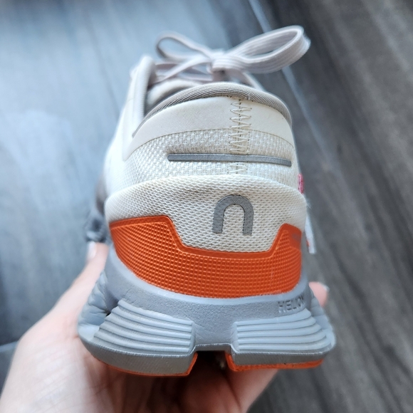 On Women's X 3 - Picture 12 of 16